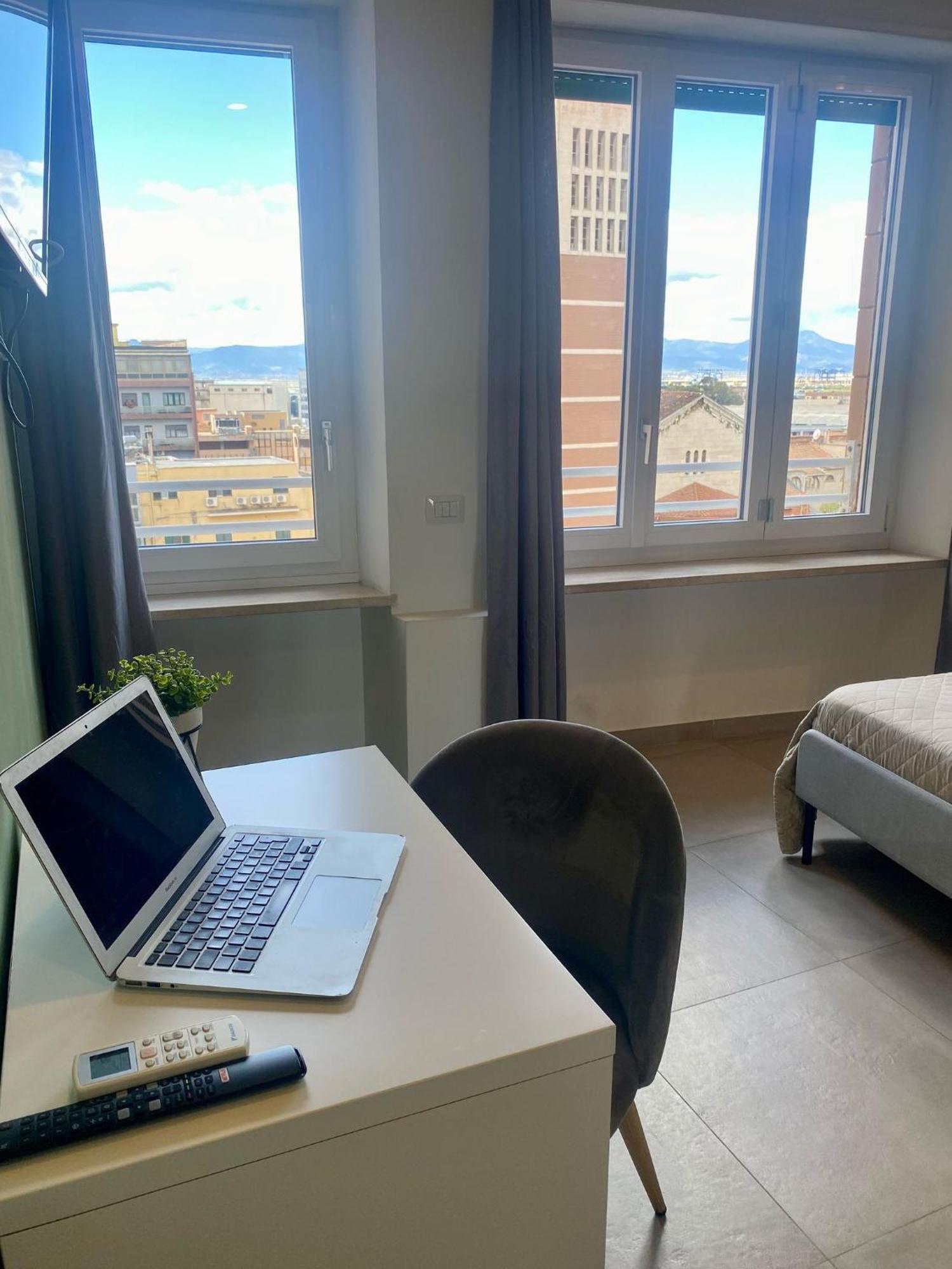 Istai Cagliari City Center Rooms Exterior foto